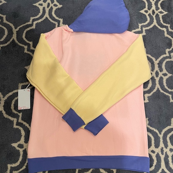 NWT 4 Town Color Block Sweatshirt - Picture 2 of 6